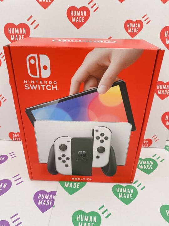 任天堂 Switch 有機EL ホワイト　ニンテンドースイッチ ①
