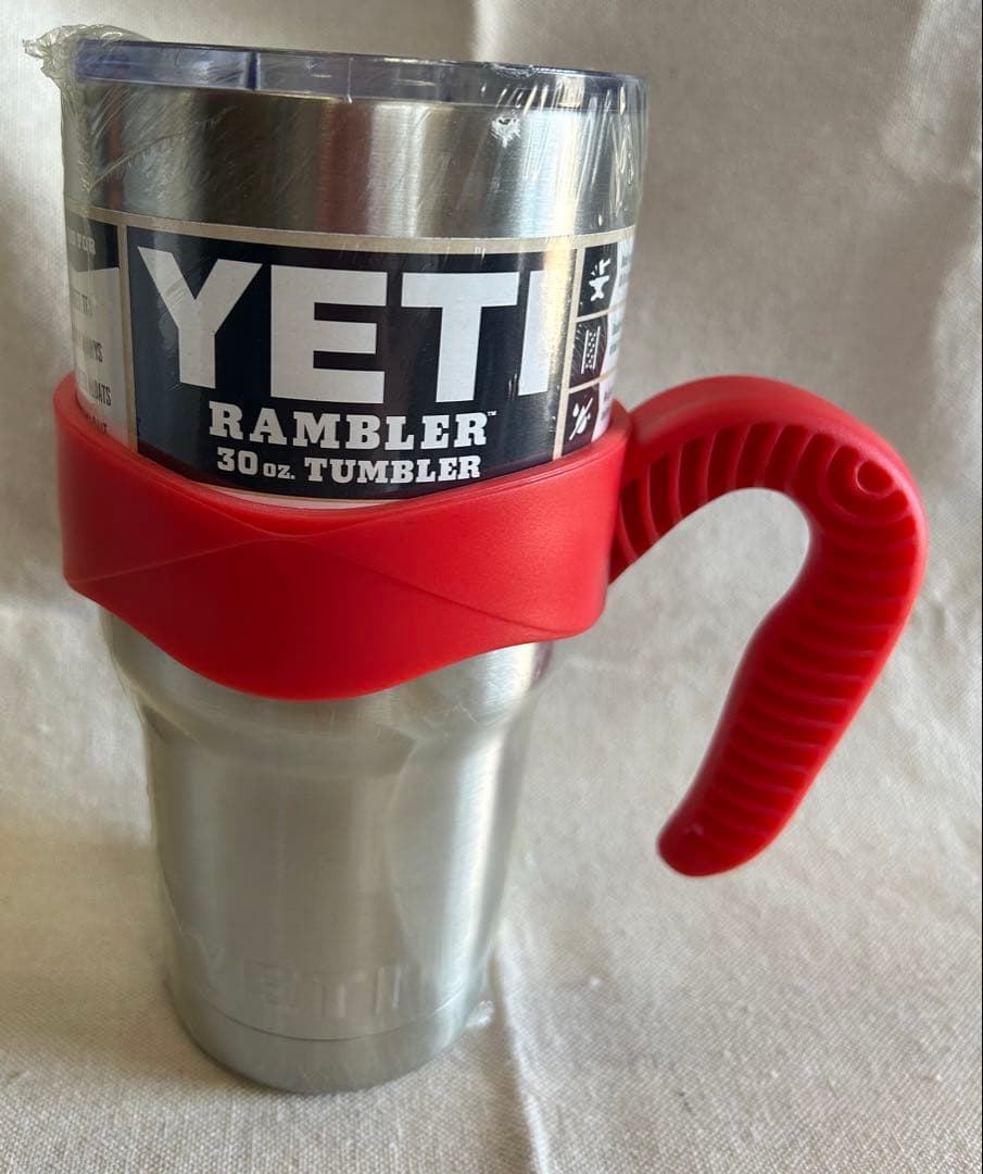 【新品】YETI ランブラー　タンブラー　30oz シルバー【ハンドル付き】