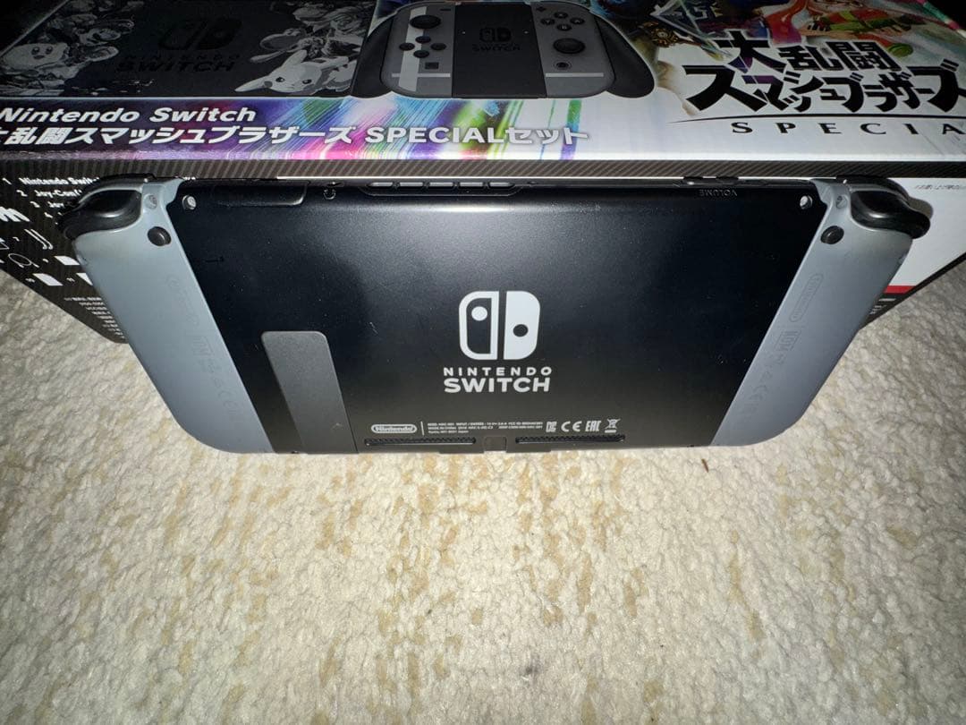 【中古】初代Switch スマブラver 32GBカード付き