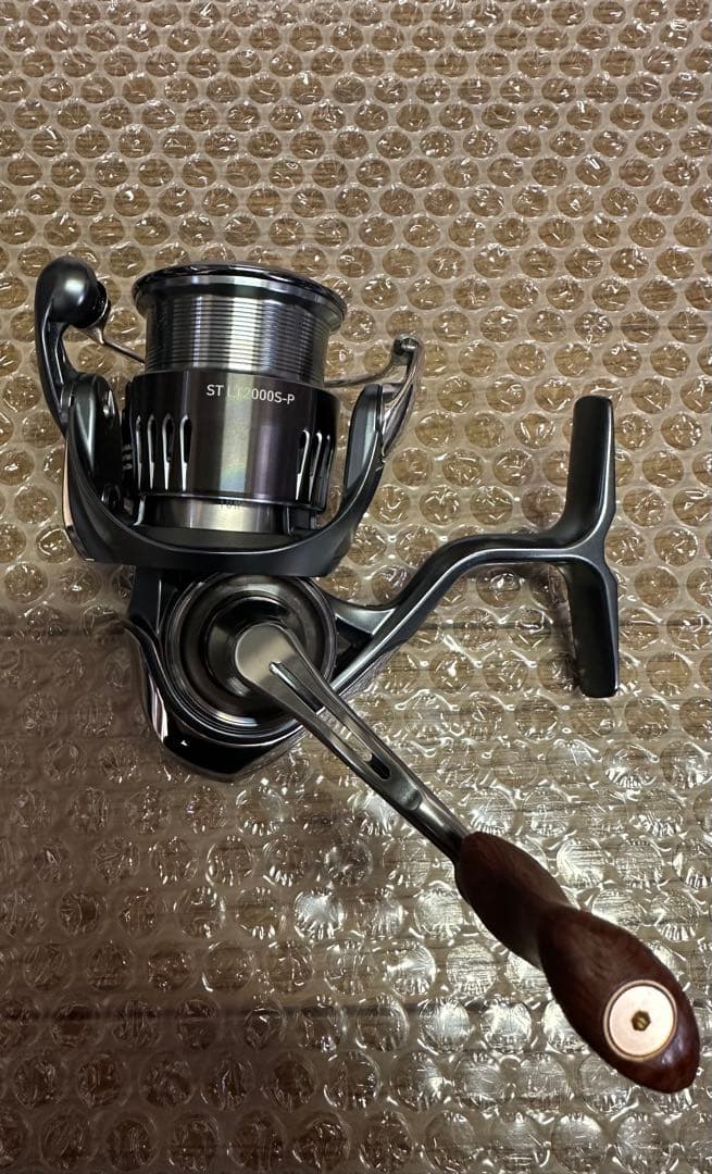 DAIWA 23エアリティAIRLITY ST LT2000S-P