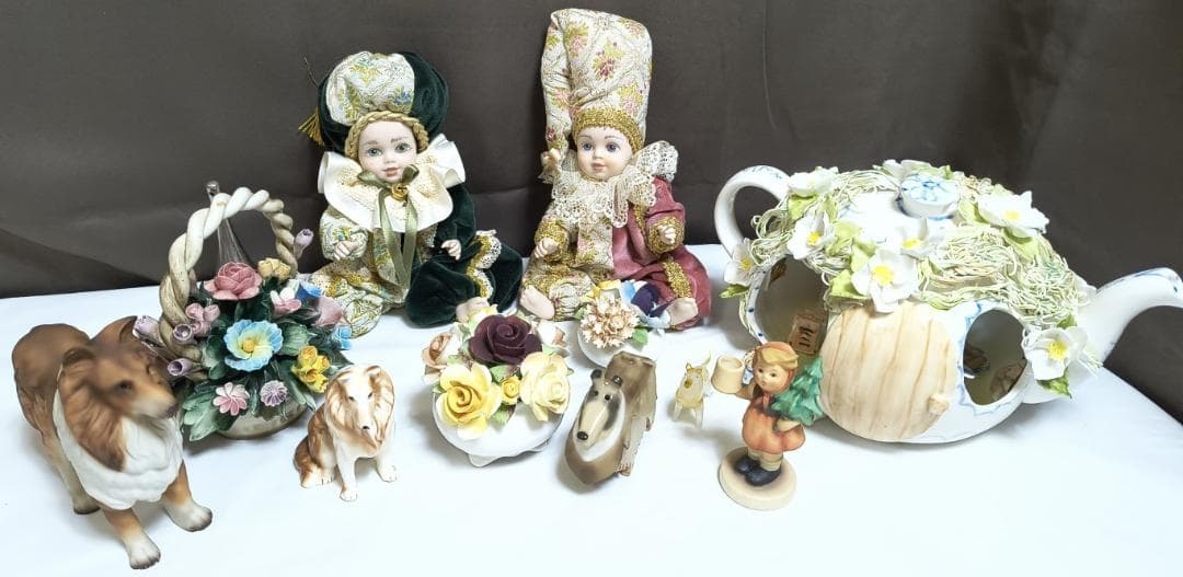 陶花　ビスクドール人形　ドイツ製　Goebel　うさぎティーポット　陶器