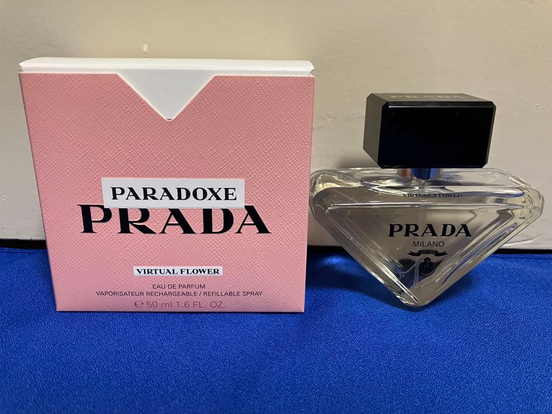プラダ パラドックスヴァーチャルフラワーオーデパルファム50ml 3プッシュ使用