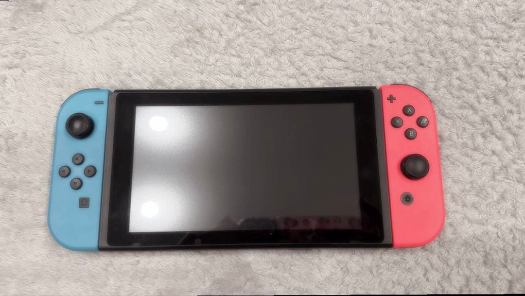 【美品】　Nintendo Switch 本体