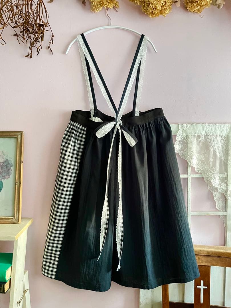 ジュイ柄&パッチワークバッククロスエプロンワンピース。.＊　黒