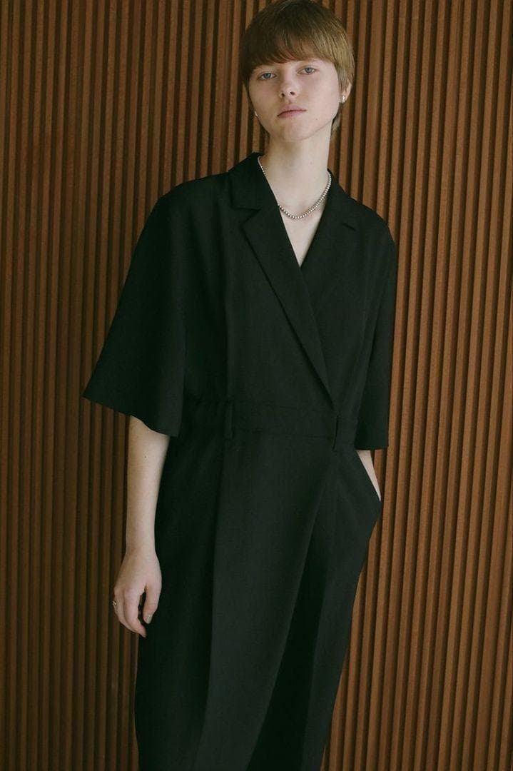 新品未使用 MANOF ブラック 黒 レディース オールインワン Mサイズ