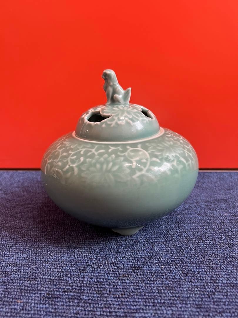 1147  深川製磁　青磁　狛犬摘まみ　香炉　未使用