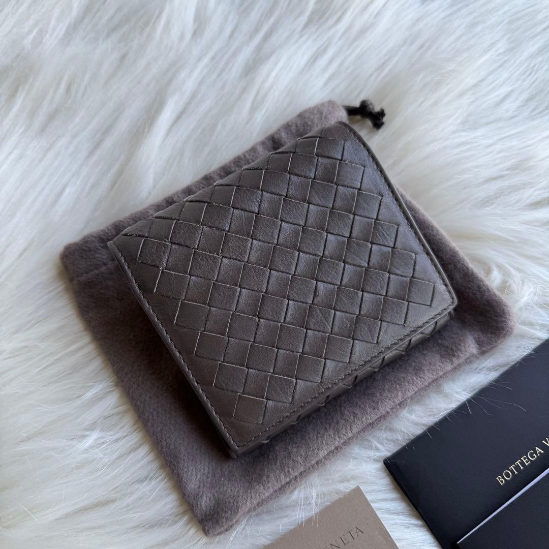 ボッテガ イントレチャート コンパクトウォレット 三つ折り財布 グレージュ