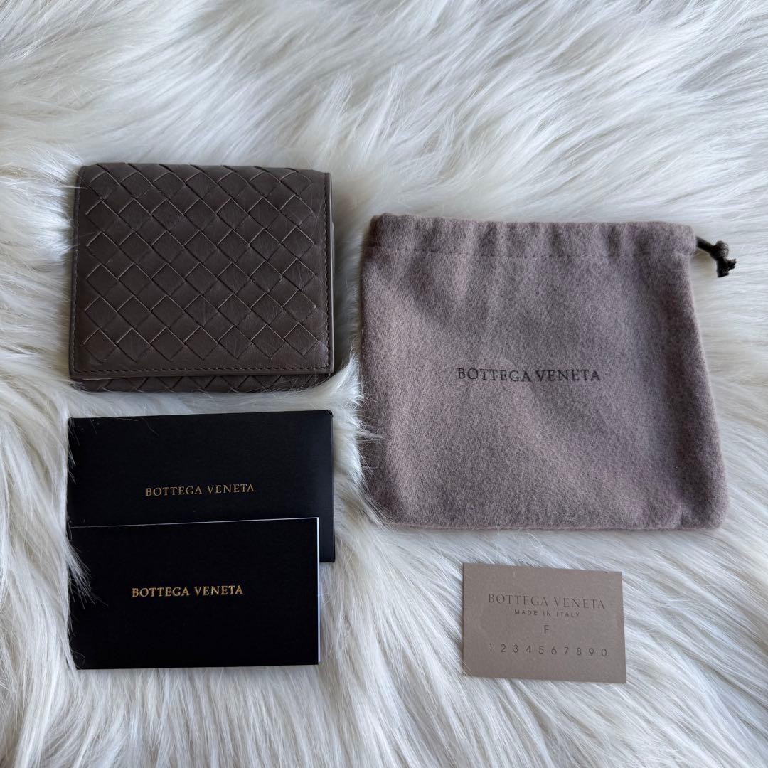 ボッテガ イントレチャート コンパクトウォレット 三つ折り財布 グレージュ