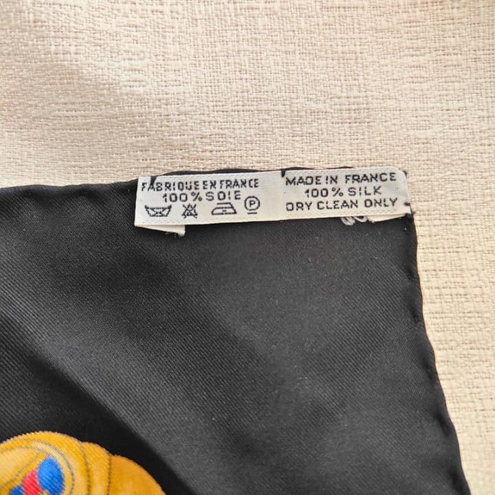 【yo-j】HERMESスカーフ