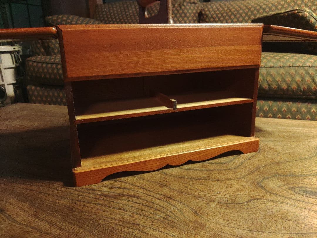 美品　木箱　ジュエリーボックス　小物入れ　天然木　ソーイングボックス 裁縫箱