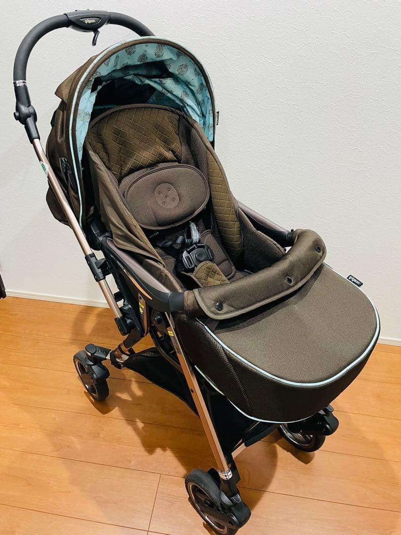 Pigeon プレミージュ　A型ベビーカー　ブラウン