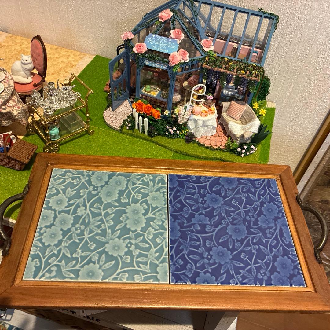 バーレイ　BURLEIGH キャリコ　タイルペリドット