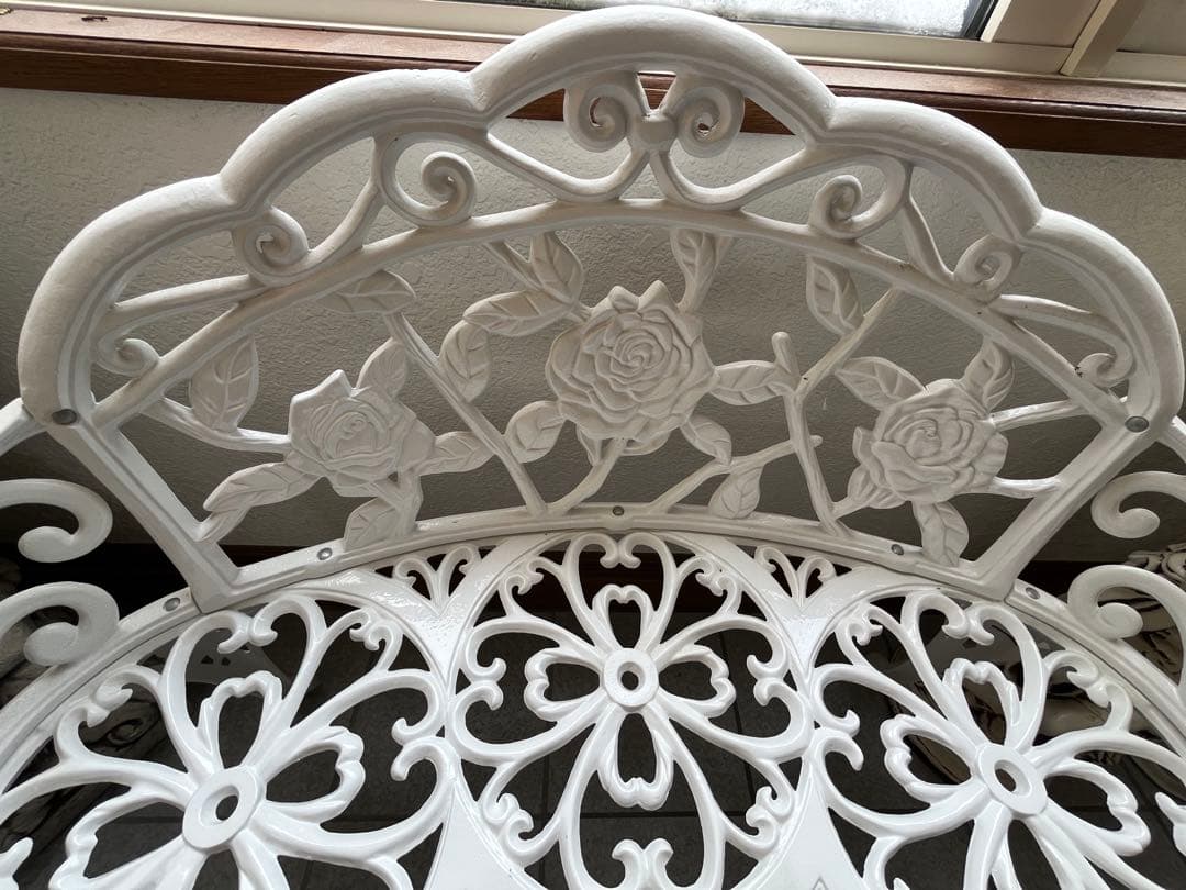 ガーデンベンチ　アンティーク　家具　庭