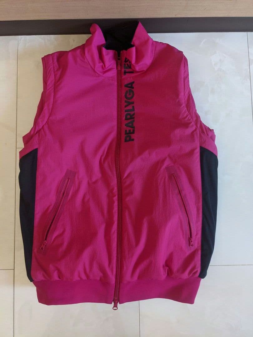 パーリーゲイツレディースブルゾン。