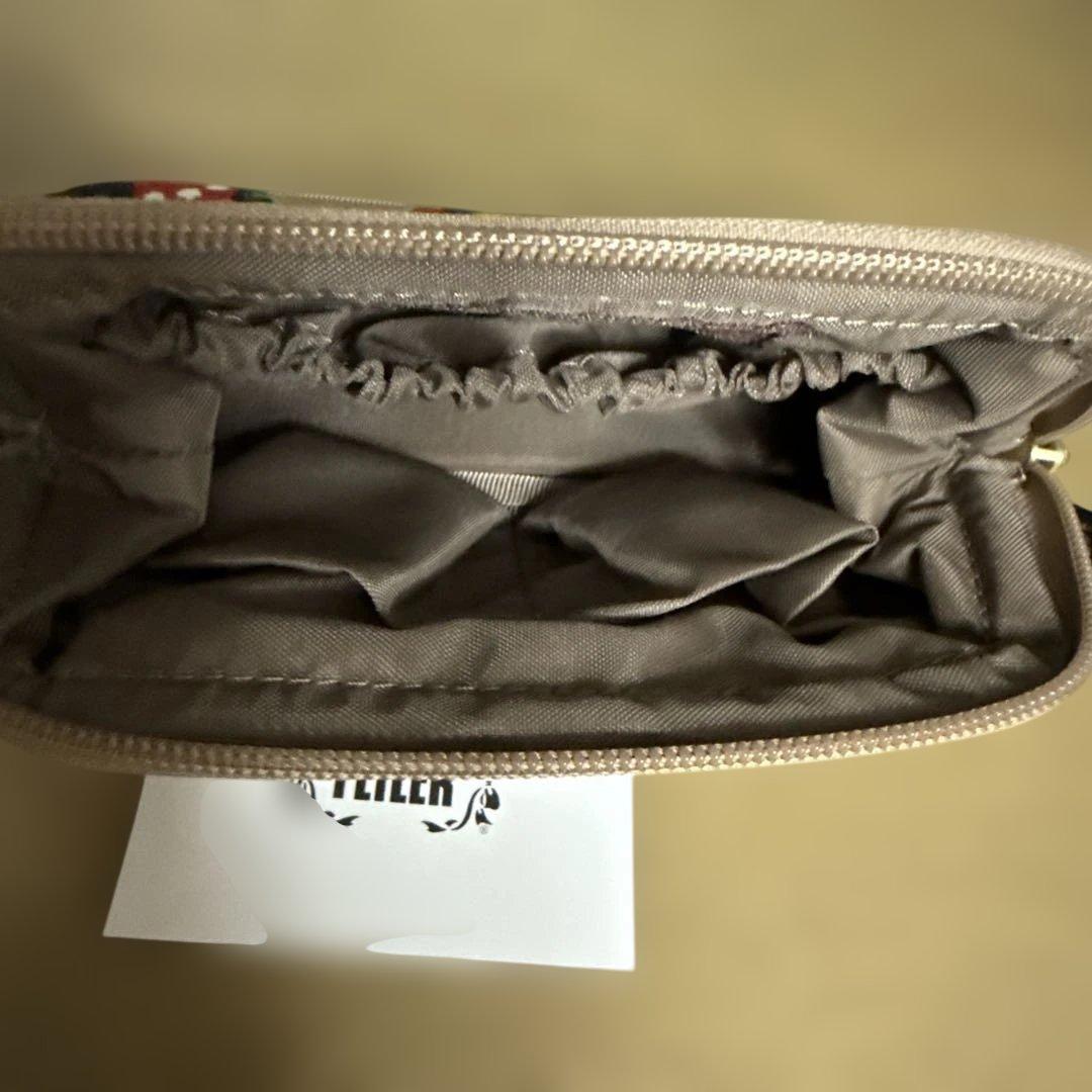 【新品未使用タグ付き】希少完売品フェイラーハイジ柄ワイヤーポーチ