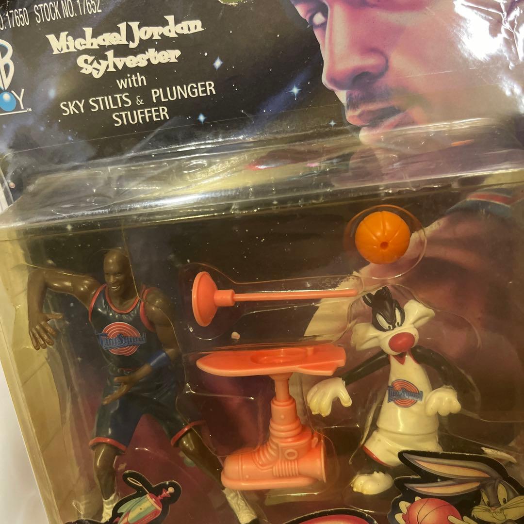 SPACE JAM フィギュア　マイケルジョーダン