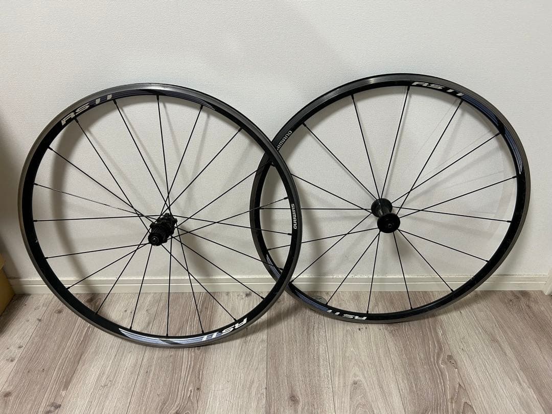 シマノ WH-RS11 700C リムブレーキ　ホイールセット