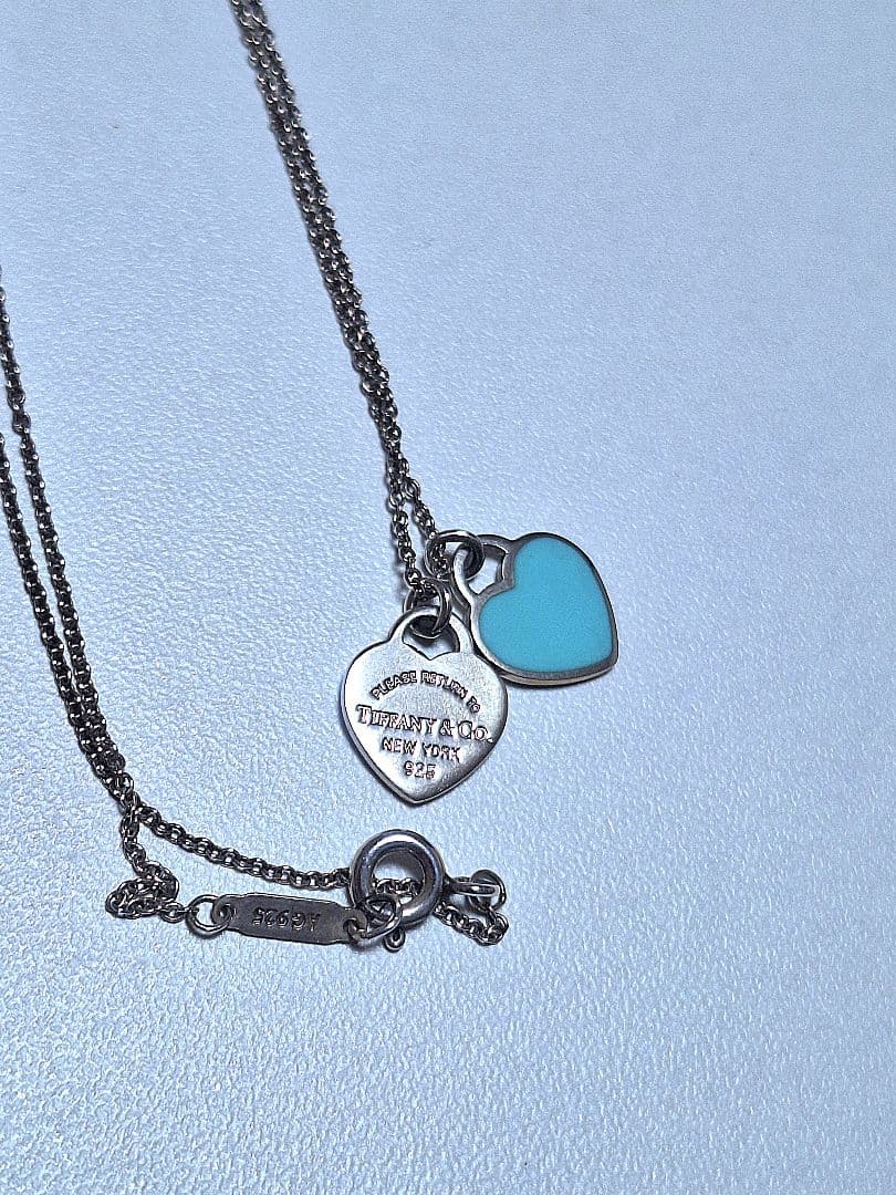 【極美品】PRADA 三つ折り財布 三角ロゴ サフィアーノ+ネックレス2点