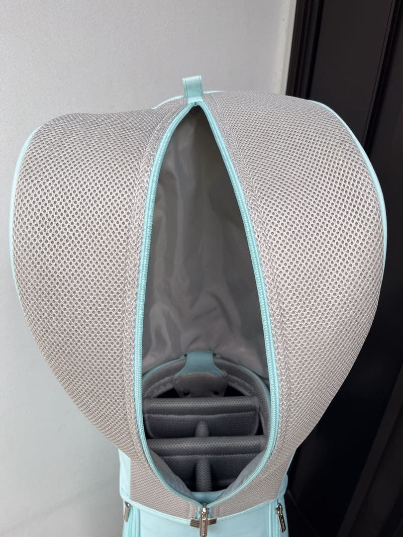 TaylorMade キャディバッグ ミントブルー　軽量