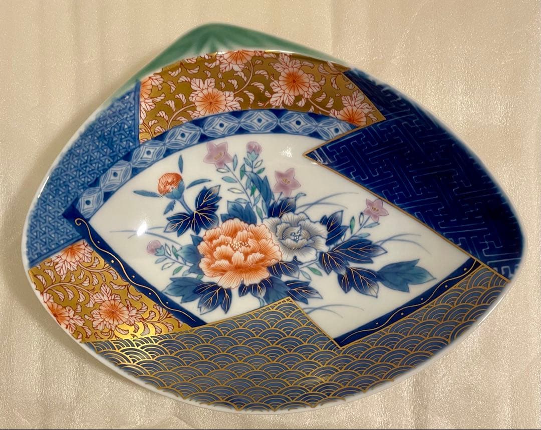 【未使用】深川製磁　宮内庁御用達　菓子器　美術有田焼　箱付き　はまぐり