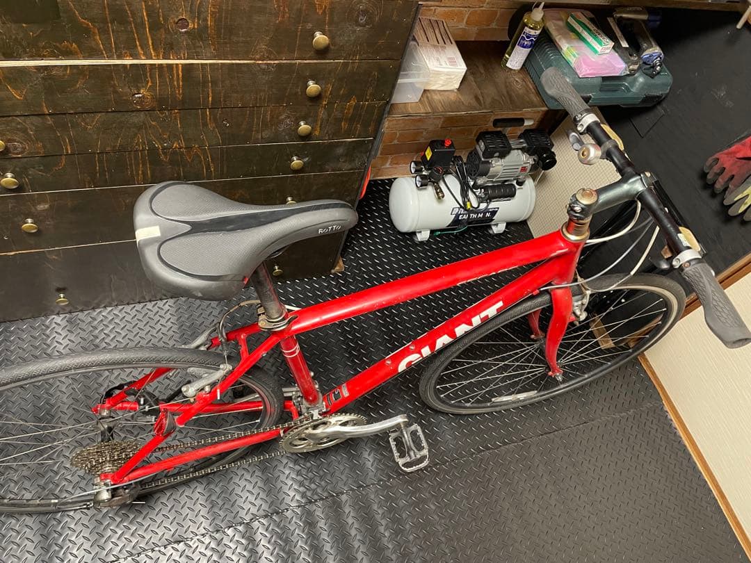 京都引き取り【分解整備済み】GIANT ESCAPE R3