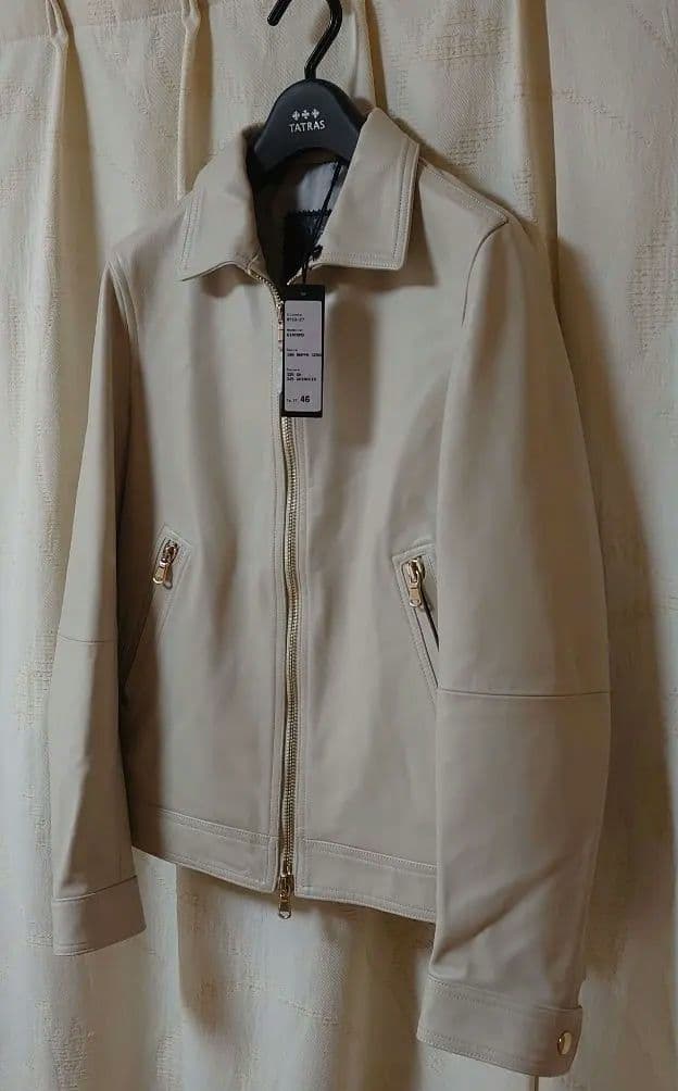 エンメティ GIACOMO 46 襟付き グレージュ ゴールド ナッパ レザー