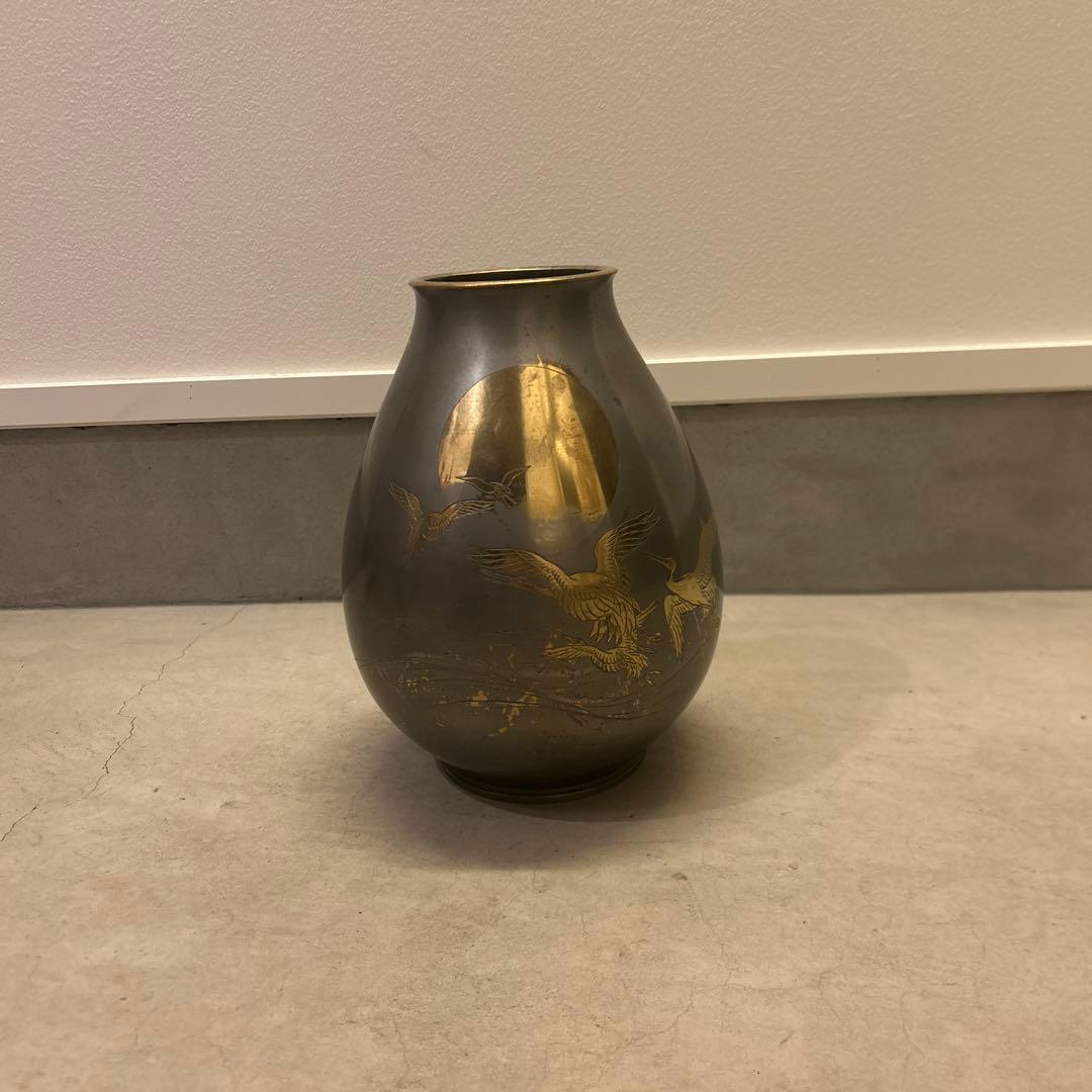 金属製花瓶　秀峰