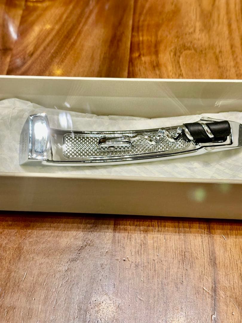 【新品】ベントレーBENTLEY・ワインオープナー・オフィシャルライセンス商品