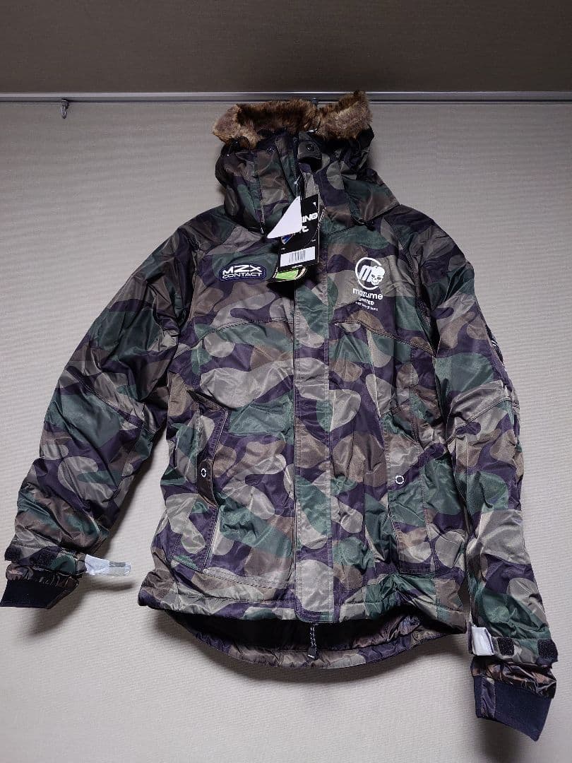 【新品未使用】MAZUME　フィッシングスーツ　迷彩柄　Lサイズ　タグ付き