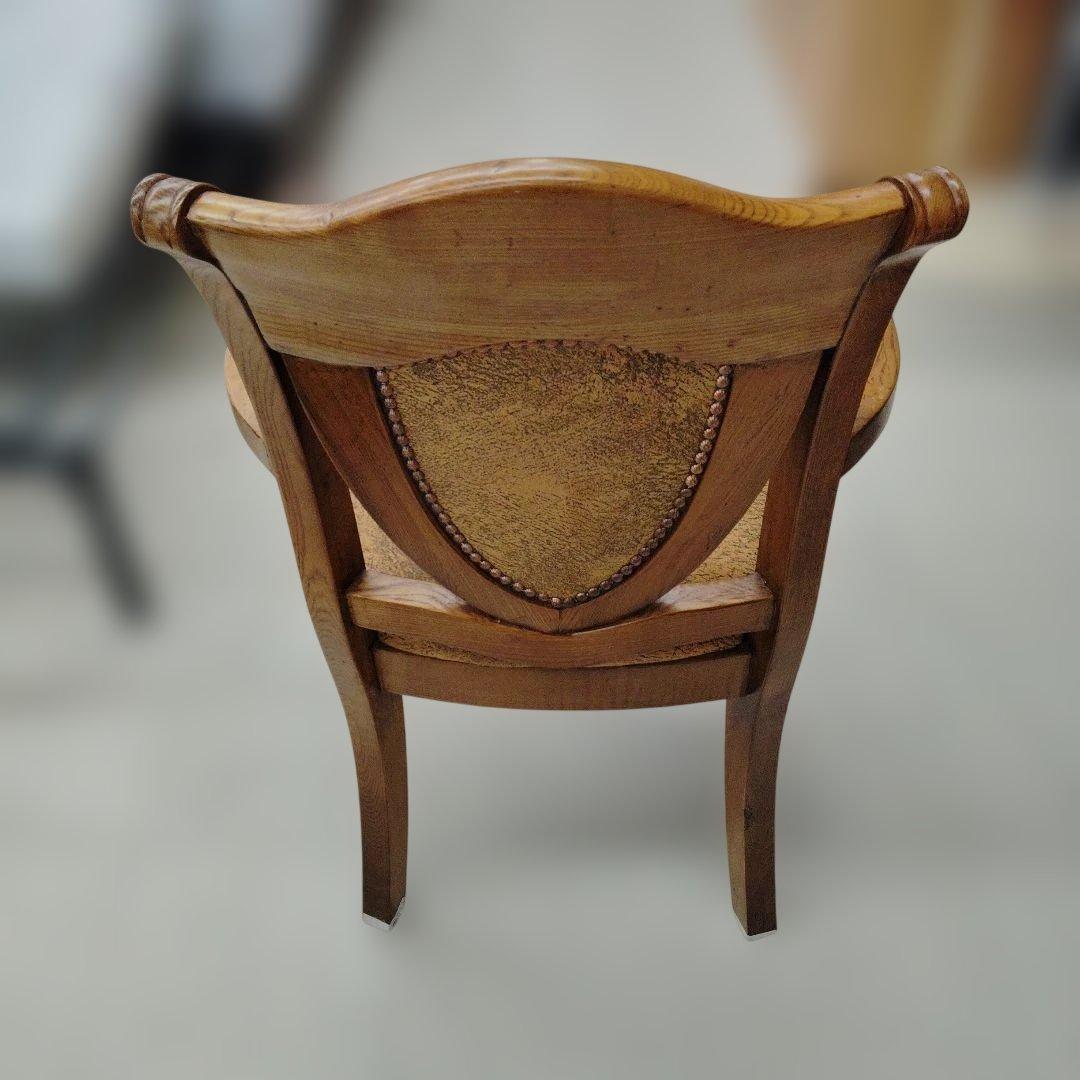 B クラシックスタイル 木製アームチェア ヴィンテージ アンティーク家具