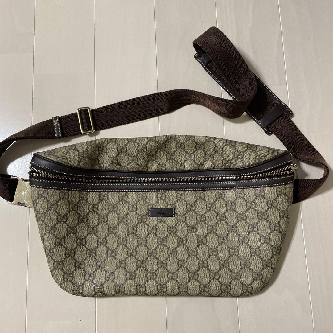 GUCCI ボディバッグ・ウエストポーチ