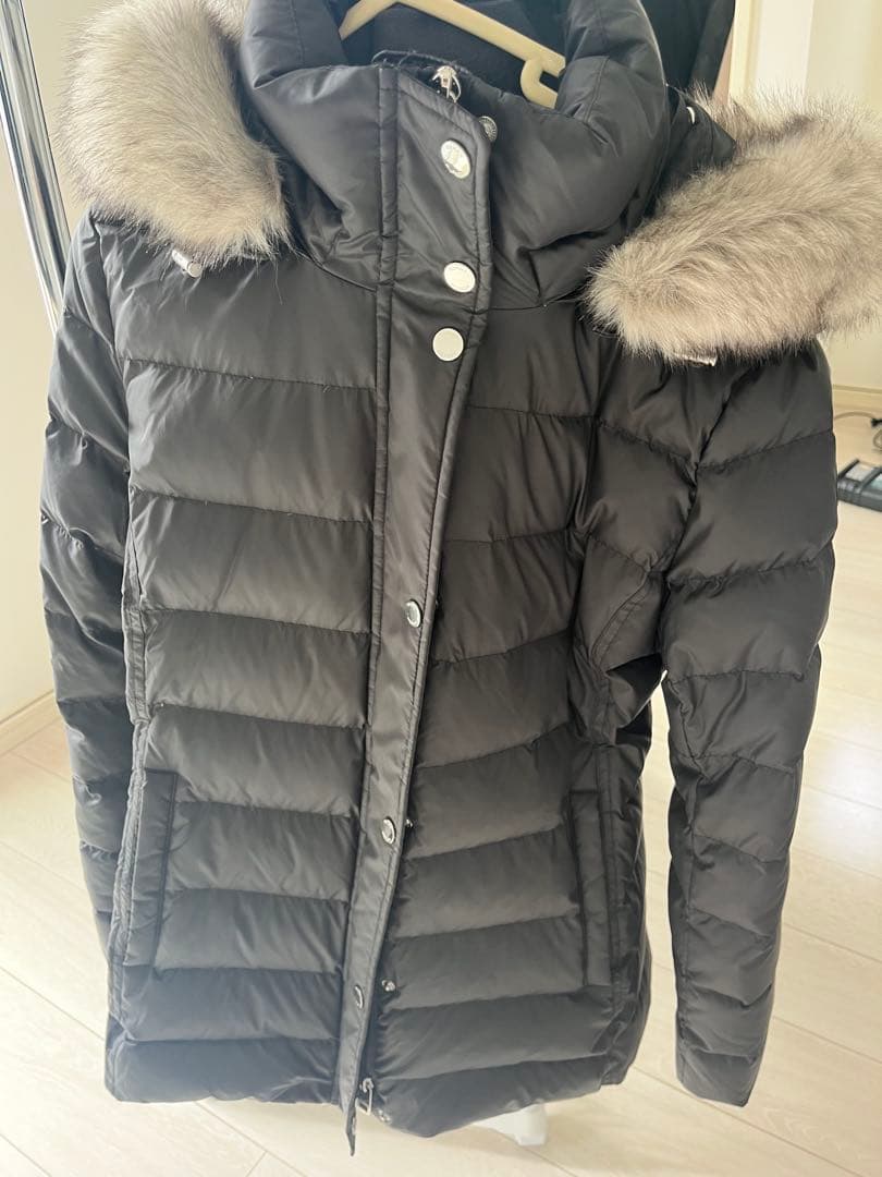 h*.様   ブラック ダウンジャケット フード付き