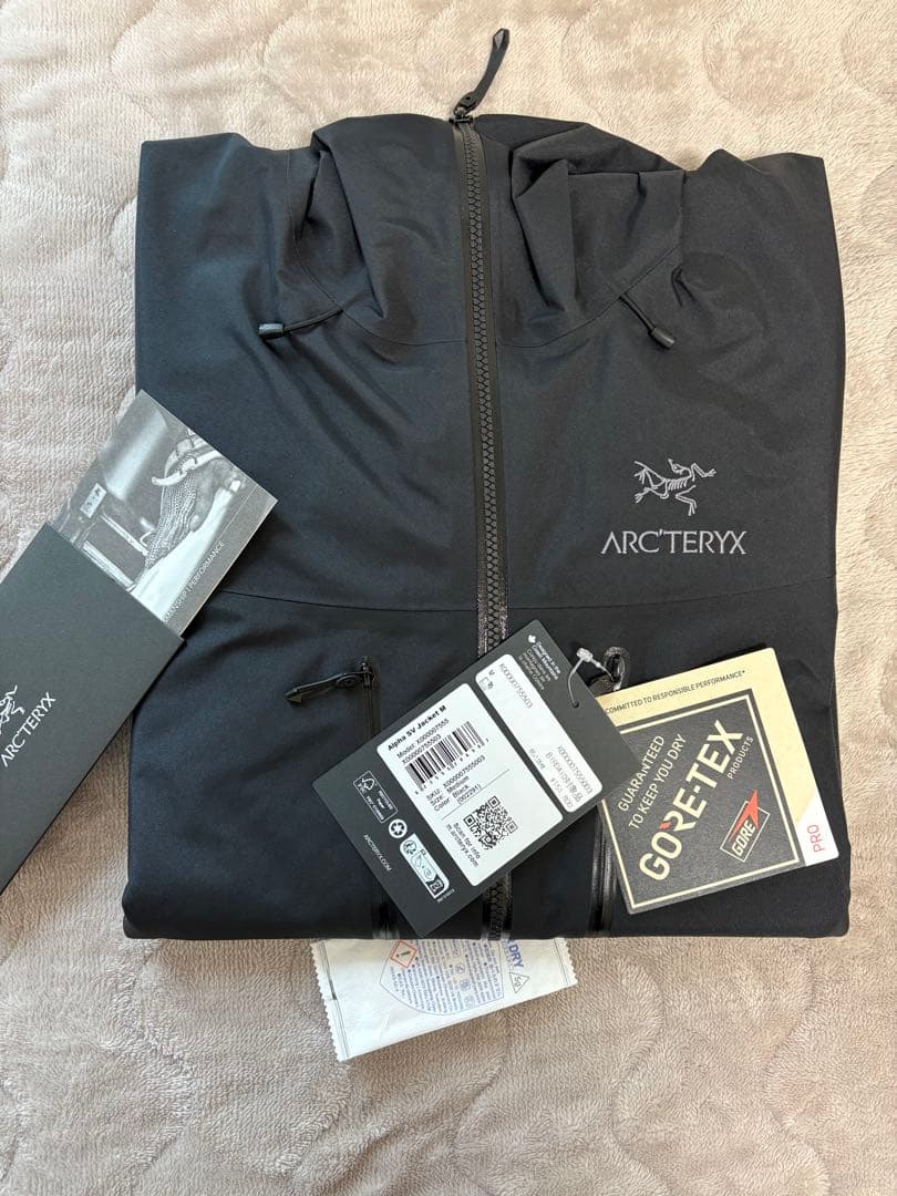 karla　ARC'TERYX Alpha SV Jacket M